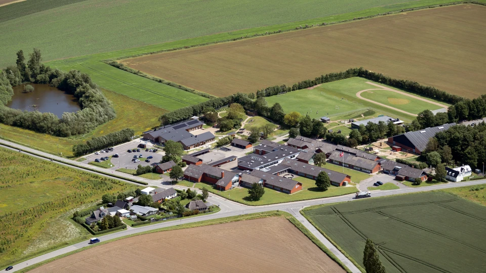 Hyllehøjskolen set fra luften